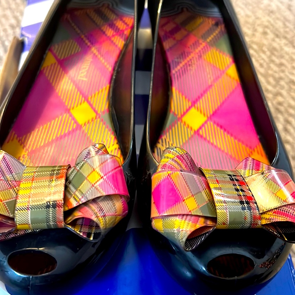 Women’s Vivienne Westwood Rubber shoes!